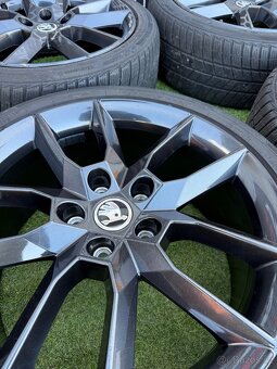 Škoda Octavia 3 RS - GEMINI - 225/40 R18 ZIMNÍ - 4
