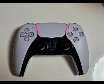 Prodám Sony PlayStation 5 Slim + hra - 4