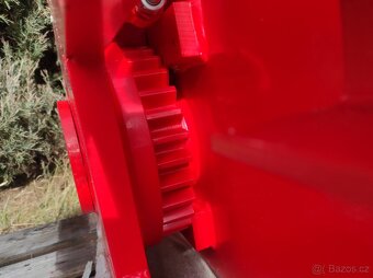 otoč včetně rámu paletizačních vidlí ISO2 - 4