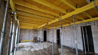 Stropní bednění, stojky, překližky, bednění věnců - 4