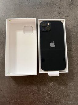 IPhone 13 256GB, barva midnight - 4