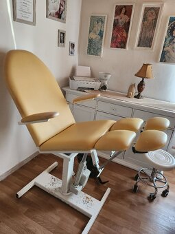 Pedikérské křeslo elektrické - 4