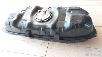 Kia Soul –Nádrž paliva - 4