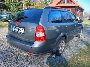 Chevrolet Lacetti - 4