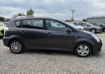 Toyota Corolla 2,2 D4-D TAŽNÉ, SERVISKA nafta manuál 100 kw - 4