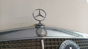 Maska Mercedes 70 léta W114 , W 115 - 4