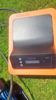 Prodej bazénového čerpadla, salinátoru a automat. vysavač - 4