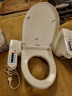 Prodám bidetové sedátko s vyhříváním Cleanoseat CS05E - 4