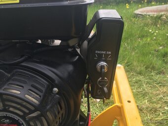 Přední mulčovač na čtyřkolku CR100, se startérem - 4
