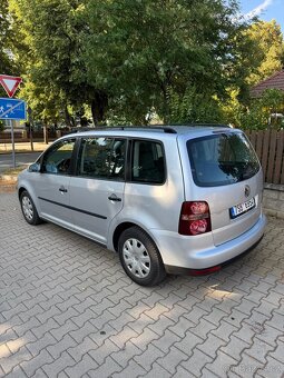 Volkswagen Touran 1.9TDi 77kW 2009 facelift - 4