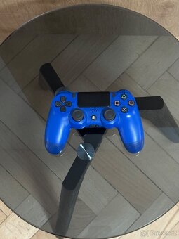 PlayStation 4 Pro 1TB + DualShock 4 ovladač - 4