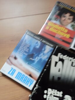 DVD a knihy pro filmové fajnšmekry - 4