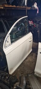 Leve prave dvere audi Q7 4L okno - 4