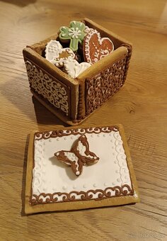 Perníková skříňka s překvapením - dekorace - 4