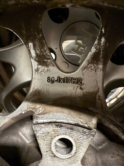 ALU kola RH Tecnic 5x112 8J ET55 r17 podložky 5x110 - 4