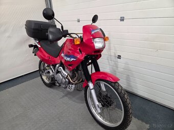 Honda NX 650 Dominator - 4