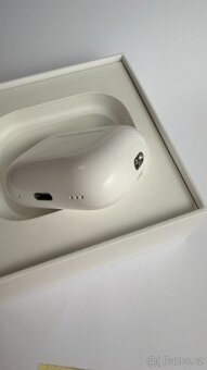 Apple AirPods Pro (2. generace) s MagSafe pouzdrem s USB-C - 4