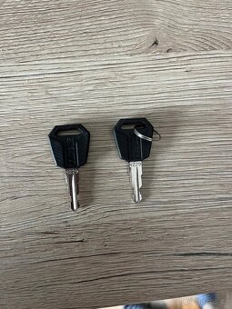 Střešní box Thule XT M  (6352) - 4