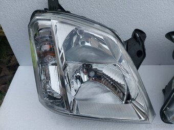 OPEL MERIVA A - přední světla - 4