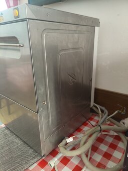 Gastro myčka RM 40 - 4
