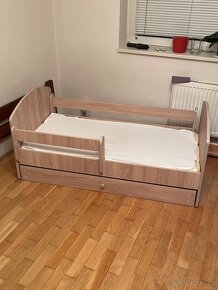 dětská postýlka s úložným prostorem - 4