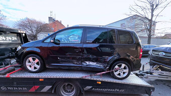 Vůz na náhradní díly VW Touran 1T2 FL 2009 BMM KNR LC9X - 4