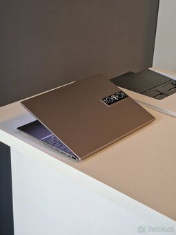 Asus Zenbook 14X OLED SPACE EDITION - 4