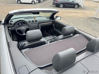 audi a4 cabrio 2,4i v6 - 4