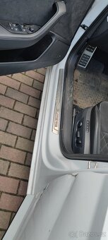 Škoda Superb 2.0 TDi Sportline.Rezervace 4,6 - 4