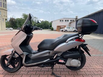 Yamaha XMAX 250 - 4