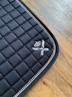 Podsedlova decka Kingsland cerna DL - 4