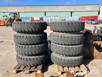 Pneu 10,00-20 16PR Nokian - 4