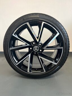 ☀️ Letní Alu kola Vega, Škoda Superb 3 Sportline, 5x112 r19 - 4