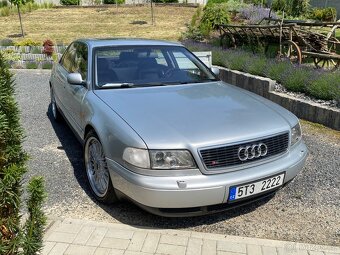 Audi A8 V8 - 4