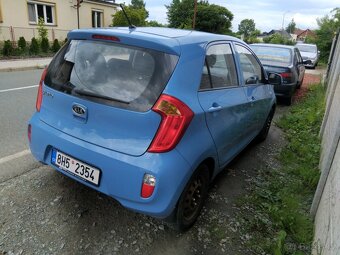 KIA PICANTO 1.0i - 4