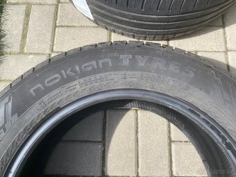 Prodám letní pneu 235/60/R18 Nokian - 4