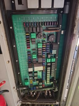 Class Lexion, řady 400, 500, 600 elektronická deska. - 4