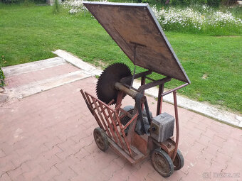 Cirkulárka pila s kolébkou BEZ MOTORU - 4