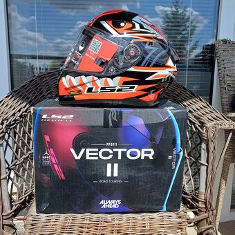 Silniční přilba Ls2 Vector II - 4
