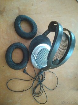 Sluchátka TECHNICS SY-9H a jiné - 4