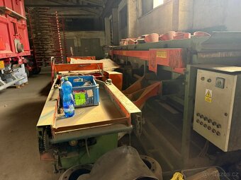 Třídička cibule, 3 frakce, obsahuje dva vážící a balicí stro - 4