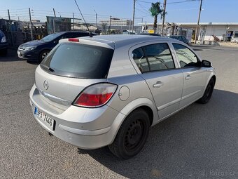 Opel Astra 1.6 benzin - 4