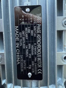 3-fázový eletromotor 750W 1400ot/min - 4