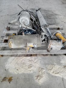 Kompresor JCB 2CX - 4