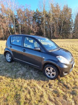 4x4 Daihatsu  sirion  1.3  91k - 4