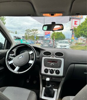 Ford Focus 2007 nafta top stav - 4
