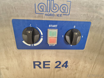robot RE 24 - český výrobce Alba Hořovice - 4