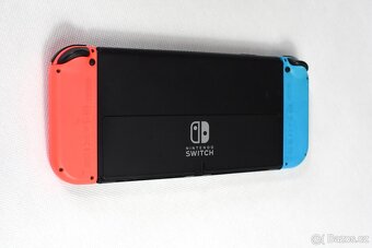 Nintendo Switch - OLED Model (Neon Blue/Neon Red) - 4
