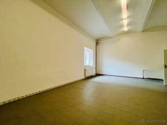 Pronájem, obchodní prostory, 52 m², ul. M. R. Štefánika, Šum - 4
