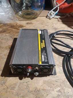 Měnič napětí 24v na 230v - 4